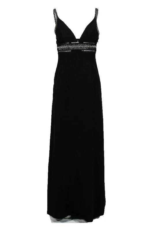 Empire Waist Women Dress to Accentuate the Bust and Conceal the Waist Empire Waist Women Dress to Accentuate the Bust and Conceal the Waist Balenciaga - Black Sleeveless Gown w/ Silver Embroidery Sz M Empire Waist Women Dress to Accentuate the Bust and Conceal the Waist Empire Waist Women Dress to Accentuate the Bust and Conceal the Waist Balenciaga - Black Sleeveless Gown w/ Silver Embroidery Sz M