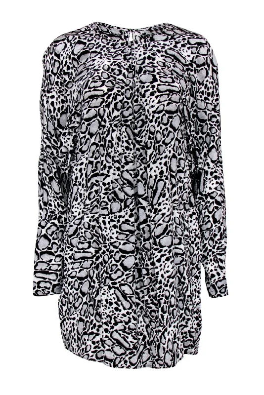 Ruffled Women Dress with Multiple Layers for a Playful and Girly Style Ruffled Women Dress with Multiple Layers for a Playful and Girly Style BCBG Max Azria - Black & Grey Leopard Print Dolman Sleeve Shift Dress Sz S Ruffled Women Dress with Multiple Layers for a Playful and Girly Style Ruffled Women Dress with Multiple Layers for a Playful and Girly Style BCBG Max Azria - Black & Grey Leopard Print Dolman Sleeve Shift Dress Sz S