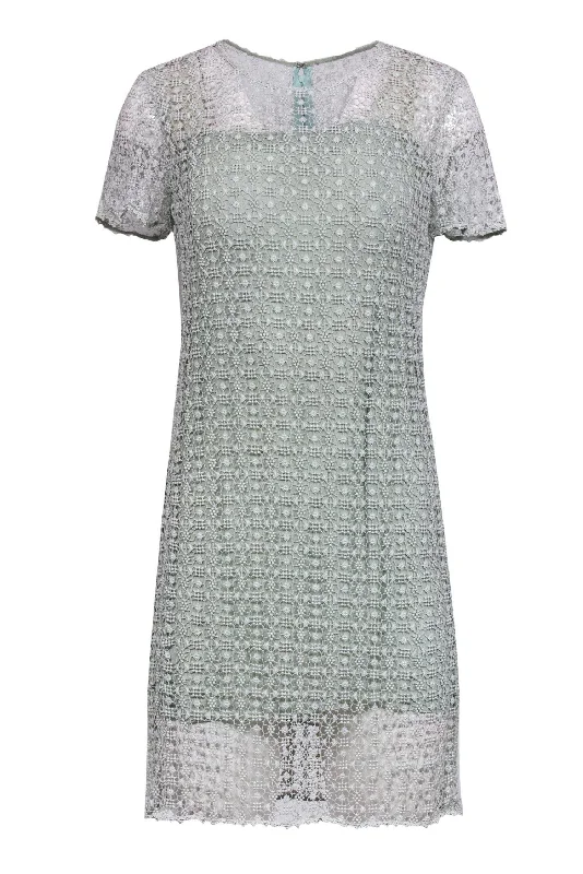 Maxi Women Dress with Floral Print for a Bohemian Vibe Maxi Women Dress with Floral Print for a Bohemian Vibe Chloe - Mint Green Shift Dress w/ Embroidered Overlay Sz S Maxi Women Dress with Floral Print for a Bohemian Vibe Maxi Women Dress with Floral Print for a Bohemian Vibe Chloe - Mint Green Shift Dress w/ Embroidered Overlay Sz S
