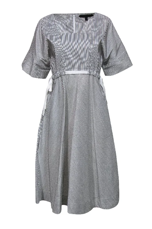 Pleated Women Dress with a Timeless and Elegant Texture Pleated Women Dress with a Timeless and Elegant Texture Club Monaco - White Striped Square-Neck Dress Sz 2