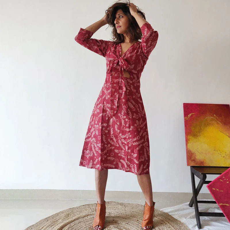 Off - the - Shoulder Women Dress for a Romantic and Feminine Look Off - the - Shoulder Women Dress for a Romantic and Feminine Look Cotton Printed Tie-Up Dress | Maroon Off - the - Shoulder Women Dress for a Romantic and Feminine Look Off - the - Shoulder Women Dress for a Romantic and Feminine Look Cotton Printed Tie-Up Dress | Maroon