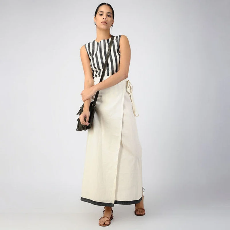 Wrap - Style Women Dress with Adjustable Fit for All Body Types Wrap - Style Women Dress with Adjustable Fit for All Body Types Cotton Striped Co-Ord Set | Black & White Wrap - Style Women Dress with Adjustable Fit for All Body Types Wrap - Style Women Dress with Adjustable Fit for All Body Types Cotton Striped Co-Ord Set | Black & White