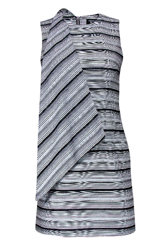 Backless Women Dress for a Sexy and Alluring Look at Evening Events Backless Women Dress for a Sexy and Alluring Look at Evening Events Creatures of the Wind - Grey & White Striped Sheath Dress Sz 2 Backless Women Dress for a Sexy and Alluring Look at Evening Events Backless Women Dress for a Sexy and Alluring Look at Evening Events Creatures of the Wind - Grey & White Striped Sheath Dress Sz 2