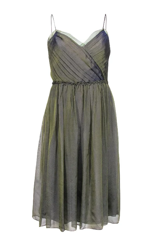 Wrap - Style Women Dress with Adjustable Fit for All Body Types Wrap - Style Women Dress with Adjustable Fit for All Body Types David Meister - Olive & Purple Silk Ombre Midi Dress Sz 6 Wrap - Style Women Dress with Adjustable Fit for All Body Types Wrap - Style Women Dress with Adjustable Fit for All Body Types David Meister - Olive & Purple Silk Ombre Midi Dress Sz 6