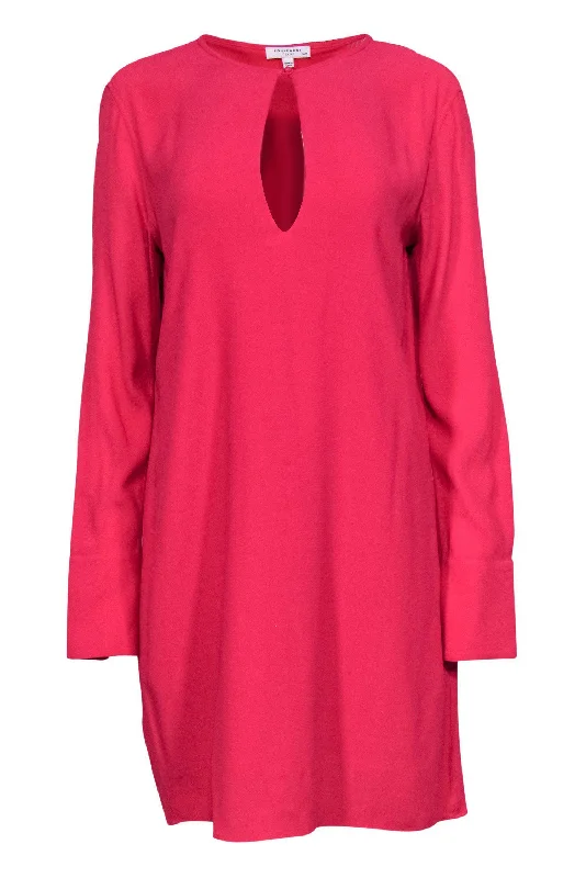 Backless Women Dress for a Sexy and Alluring Look at Evening Events Backless Women Dress for a Sexy and Alluring Look at Evening Events Equipment - Hot Pink Keyhole Front Shift Dress Sz M Backless Women Dress for a Sexy and Alluring Look at Evening Events Backless Women Dress for a Sexy and Alluring Look at Evening Events Equipment - Hot Pink Keyhole Front Shift Dress Sz M