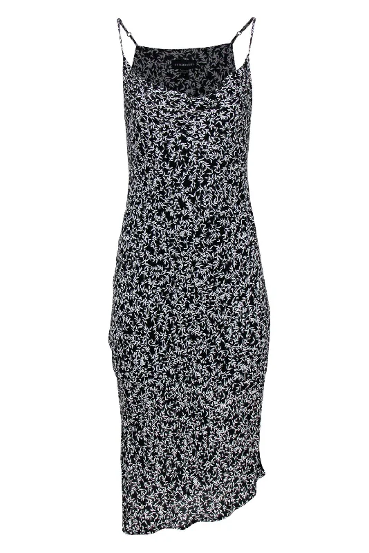 Little Black Women Dress with Sequins for a Glamorous Night Out Little Black Women Dress with Sequins for a Glamorous Night Out Fifteen Twenty - Black Floral Print Maxi Slip Dress Sz S