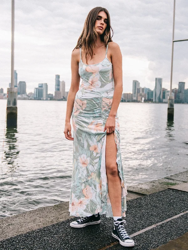 Maxi Women Dress with Floral Print for a Bohemian Vibe Maxi Women Dress with Floral Print for a Bohemian Vibe Had Me At Aloha Dress - Multi