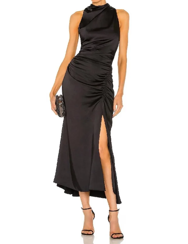 Halter Neck Women Dress to Show Off the Shoulders and Neckline Halter Neck Women Dress to Show Off the Shoulders and Neckline Inez Dress In Blk Halter Neck Women Dress to Show Off the Shoulders and Neckline Halter Neck Women Dress to Show Off the Shoulders and Neckline Inez Dress In Blk