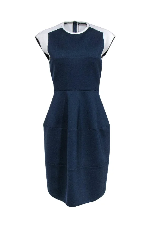 Ruffled Women Dress with Multiple Layers for a Playful and Girly Style Ruffled Women Dress with Multiple Layers for a Playful and Girly Style Jil Sander - Navy Fit & Flare Scuba Dress w/ White Trim Sz 8 Ruffled Women Dress with Multiple Layers for a Playful and Girly Style Ruffled Women Dress with Multiple Layers for a Playful and Girly Style Jil Sander - Navy Fit & Flare Scuba Dress w/ White Trim Sz 8