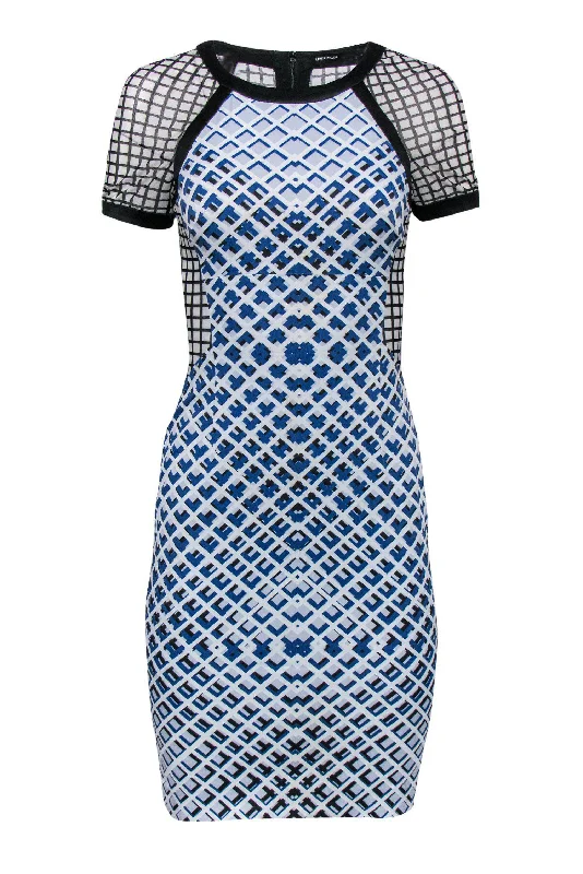 Backless Women Dress for a Sexy and Alluring Look at Evening Events Backless Women Dress for a Sexy and Alluring Look at Evening Events Karen Millen - Blue & White Geometric Print Dress w/ Mesh Sz 4 Backless Women Dress for a Sexy and Alluring Look at Evening Events Backless Women Dress for a Sexy and Alluring Look at Evening Events Karen Millen - Blue & White Geometric Print Dress w/ Mesh Sz 4