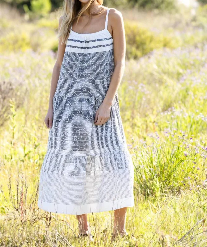 Strapless Women Dress with a Built - in Bra for Comfort and Support Strapless Women Dress with a Built - in Bra for Comfort and Support Kendal Dress In Grey Strapless Women Dress with a Built - in Bra for Comfort and Support Strapless Women Dress with a Built - in Bra for Comfort and Support Kendal Dress In Grey
