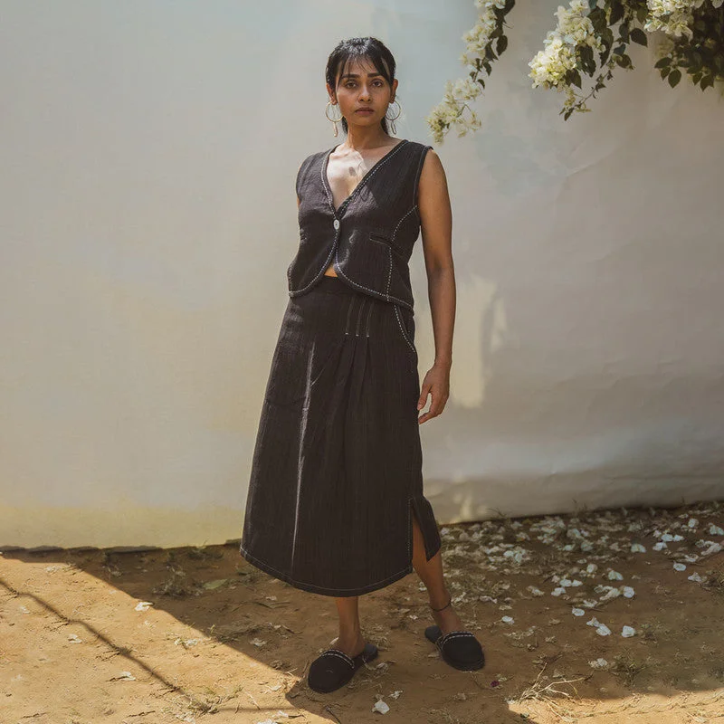Mermaid - Style Women Dress with a Fitted Silhouette for Special Occasions Mermaid - Style Women Dress with a Fitted Silhouette for Special Occasions Pure Cotton Co Ord Set | Waist Coat & Long Skirt | Black Mermaid - Style Women Dress with a Fitted Silhouette for Special Occasions Mermaid - Style Women Dress with a Fitted Silhouette for Special Occasions Pure Cotton Co Ord Set | Waist Coat & Long Skirt | Black