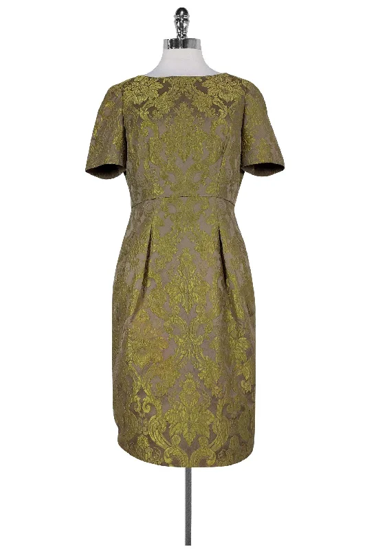 Empire Waist Women Dress to Accentuate the Bust and Conceal the Waist Empire Waist Women Dress to Accentuate the Bust and Conceal the Waist Lafayette 148 - Gold Jacquard Dress Sz 6 Empire Waist Women Dress to Accentuate the Bust and Conceal the Waist Empire Waist Women Dress to Accentuate the Bust and Conceal the Waist Lafayette 148 - Gold Jacquard Dress Sz 6