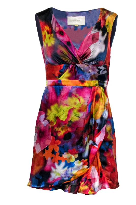 Mermaid - Style Women Dress with a Fitted Silhouette for Special Occasions Mermaid - Style Women Dress with a Fitted Silhouette for Special Occasions Leifsdottir - Multicolored Watercolor Floral Print Silk Sheath Dress Sz 0 Mermaid - Style Women Dress with a Fitted Silhouette for Special Occasions Mermaid - Style Women Dress with a Fitted Silhouette for Special Occasions Leifsdottir - Multicolored Watercolor Floral Print Silk Sheath Dress Sz 0