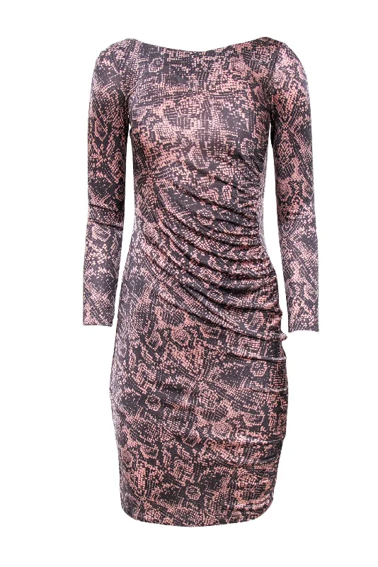 Printed Abstract Women Dress for a Modern and Artistic Appeal Printed Abstract Women Dress for a Modern and Artistic Appeal L.K. Bennett - Grey & Pink Snakeskin Print Ruched Midi Dress Sz 2 Printed Abstract Women Dress for a Modern and Artistic Appeal Printed Abstract Women Dress for a Modern and Artistic Appeal L.K. Bennett - Grey & Pink Snakeskin Print Ruched Midi Dress Sz 2