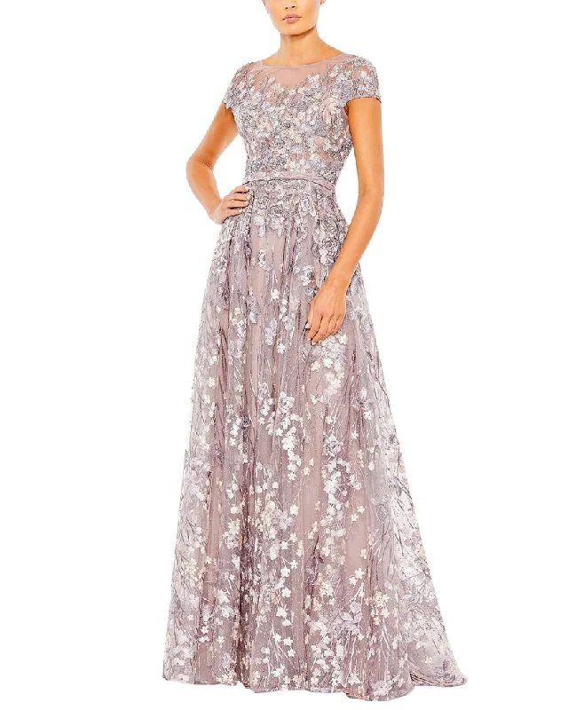 Halter Neck Women Dress to Show Off the Shoulders and Neckline Halter Neck Women Dress to Show Off the Shoulders and Neckline Mac Duggal Gown Halter Neck Women Dress to Show Off the Shoulders and Neckline Halter Neck Women Dress to Show Off the Shoulders and Neckline Mac Duggal Gown