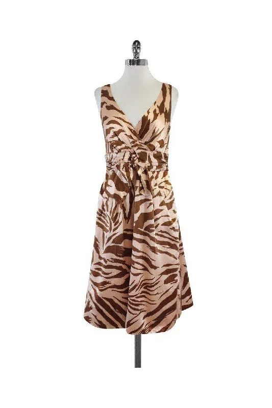 Off - the - Shoulder Women Dress for a Romantic and Feminine Look Off - the - Shoulder Women Dress for a Romantic and Feminine Look Marc by Marc Jacobs - Pink & Brown Animal Print Dress Sz 8 Off - the - Shoulder Women Dress for a Romantic and Feminine Look Off - the - Shoulder Women Dress for a Romantic and Feminine Look Marc by Marc Jacobs - Pink & Brown Animal Print Dress Sz 8