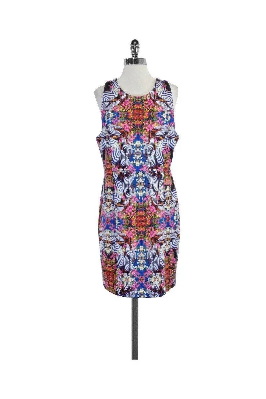 Halter Neck Women Dress to Show Off the Shoulders and Neckline Halter Neck Women Dress to Show Off the Shoulders and Neckline Milly - Multicolor Digital Print Neoprene Dress Sz 14 Halter Neck Women Dress to Show Off the Shoulders and Neckline Halter Neck Women Dress to Show Off the Shoulders and Neckline Milly - Multicolor Digital Print Neoprene Dress Sz 14