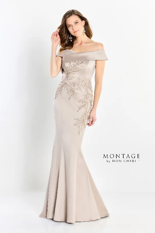 Long - Sleeve Women Dress in Velvet for a Luxurious Winter Look Long - Sleeve Women Dress in Velvet for a Luxurious Winter Look Mon Cheri Montage M2210 Long - Sleeve Women Dress in Velvet for a Luxurious Winter Look Long - Sleeve Women Dress in Velvet for a Luxurious Winter Look Mon Cheri Montage M2210