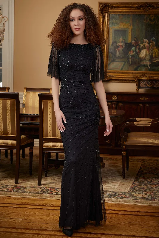 Halter Neck Women Dress to Show Off the Shoulders and Neckline Halter Neck Women Dress to Show Off the Shoulders and Neckline Morilee 72815 Halter Neck Women Dress to Show Off the Shoulders and Neckline Halter Neck Women Dress to Show Off the Shoulders and Neckline Morilee 72815