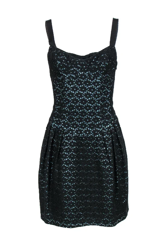 Mermaid - Style Women Dress with a Fitted Silhouette for Special Occasions Mermaid - Style Women Dress with a Fitted Silhouette for Special Occasions Nanette Lepore - Black Floral Lace Sleeveless Drop Waist Dress w/ Turquoise Lining Sz 6 Mermaid - Style Women Dress with a Fitted Silhouette for Special Occasions Mermaid - Style Women Dress with a Fitted Silhouette for Special Occasions Nanette Lepore - Black Floral Lace Sleeveless Drop Waist Dress w/ Turquoise Lining Sz 6