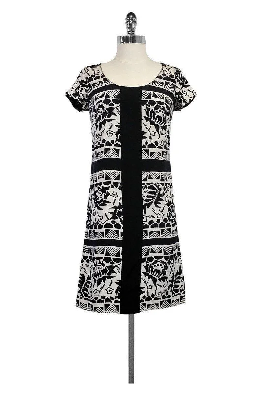 Ruffled Women Dress with Multiple Layers for a Playful and Girly Style Ruffled Women Dress with Multiple Layers for a Playful and Girly Style Nicole Miller - Abstract Print Dress Sz 2 Ruffled Women Dress with Multiple Layers for a Playful and Girly Style Ruffled Women Dress with Multiple Layers for a Playful and Girly Style Nicole Miller - Abstract Print Dress Sz 2