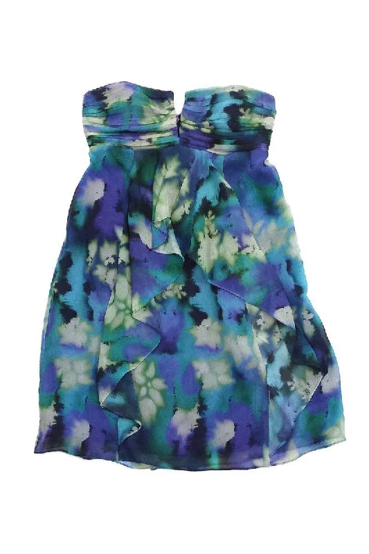 Printed Abstract Women Dress for a Modern and Artistic Appeal Printed Abstract Women Dress for a Modern and Artistic Appeal Nicole Miller - Abstract Print Silk Strapless Dress Sz 0
