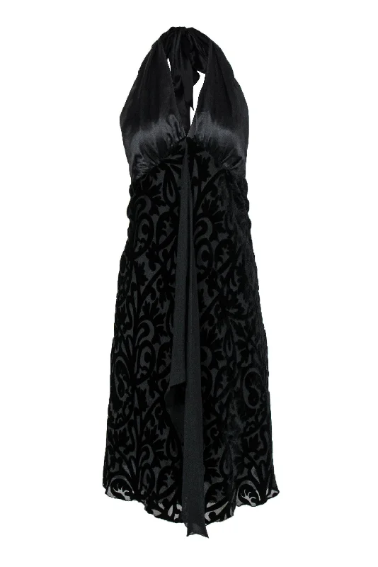 Mini Women Dress with a Short Hem for a Young and Trendy Style Mini Women Dress with a Short Hem for a Young and Trendy Style Nicole Miller - Black Velvet Printed Sleeveless Halter Midi Dress Sz 2 Mini Women Dress with a Short Hem for a Young and Trendy Style Mini Women Dress with a Short Hem for a Young and Trendy Style Nicole Miller - Black Velvet Printed Sleeveless Halter Midi Dress Sz 2
