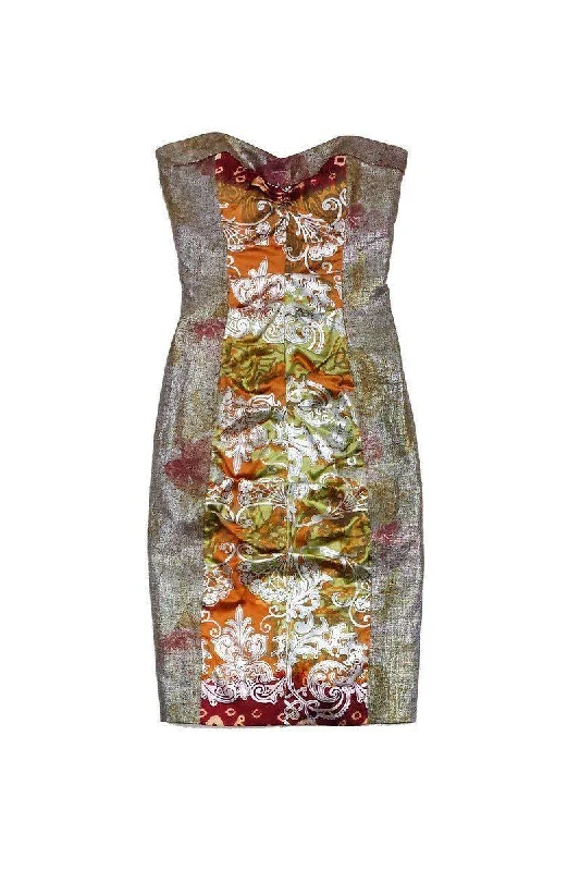 Backless Women Dress for a Sexy and Alluring Look at Evening Events Backless Women Dress for a Sexy and Alluring Look at Evening Events Nicole Miller - Metallic Multicolor Print Strapless Dress Sz 0 Backless Women Dress for a Sexy and Alluring Look at Evening Events Backless Women Dress for a Sexy and Alluring Look at Evening Events Nicole Miller - Metallic Multicolor Print Strapless Dress Sz 0