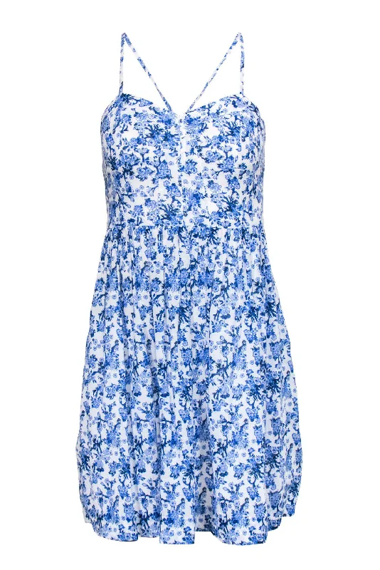 Halter Neck Women Dress to Show Off the Shoulders and Neckline Halter Neck Women Dress to Show Off the Shoulders and Neckline Rebecca Taylor - White & Blue Floral Bustier Dress Sz 0 Halter Neck Women Dress to Show Off the Shoulders and Neckline Halter Neck Women Dress to Show Off the Shoulders and Neckline Rebecca Taylor - White & Blue Floral Bustier Dress Sz 0
