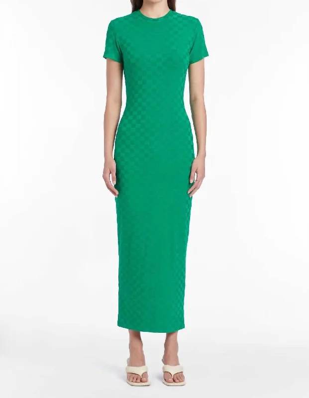 Shift Women Dress with a Simple and Classic Design for Everyday Wear Shift Women Dress with a Simple and Classic Design for Everyday Wear Rosario Dress Speedway In Green