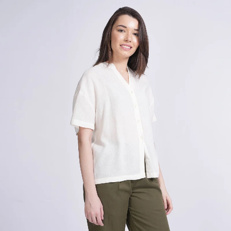 Long - Sleeve Women Dress in Velvet for a Luxurious Winter Look Long - Sleeve Women Dress in Velvet for a Luxurious Winter Look Linen Shirt for Women | Drop Shoulder | Cream Long - Sleeve Women Dress in Velvet for a Luxurious Winter Look Long - Sleeve Women Dress in Velvet for a Luxurious Winter Look Linen Shirt for Women | Drop Shoulder | Cream