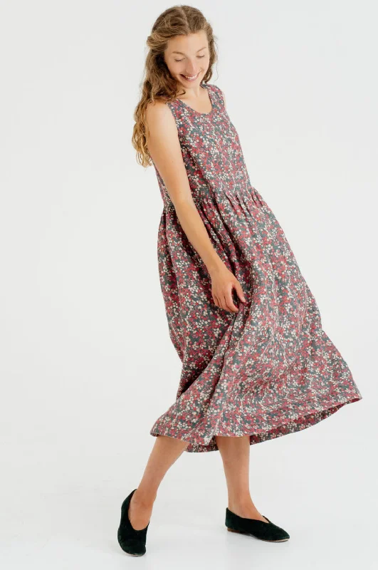 Plus Size Women Dress with a Flattering A - Line Cut for Comfort and Style Plus Size Women Dress with a Flattering A - Line Cut for Comfort and Style Smock Dress, Sleeveless Plus Size Women Dress with a Flattering A - Line Cut for Comfort and Style Plus Size Women Dress with a Flattering A - Line Cut for Comfort and Style Smock Dress, Sleeveless