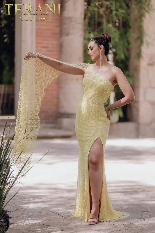 Strapless Women Dress with a Built - in Bra for Comfort and Support Strapless Women Dress with a Built - in Bra for Comfort and Support Terani Couture 232E1209 Strapless Women Dress with a Built - in Bra for Comfort and Support Strapless Women Dress with a Built - in Bra for Comfort and Support Terani Couture 232E1209