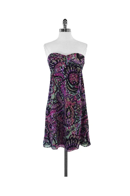 Shift Women Dress with a Simple and Classic Design for Everyday Wear Shift Women Dress with a Simple and Classic Design for Everyday Wear Tibi - Multicolor Print Silk Strapless Dress Sz 4 Shift Women Dress with a Simple and Classic Design for Everyday Wear Shift Women Dress with a Simple and Classic Design for Everyday Wear Tibi - Multicolor Print Silk Strapless Dress Sz 4