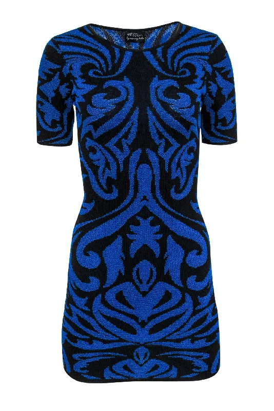 Strapless Women Dress with a Built - in Bra for Comfort and Support Strapless Women Dress with a Built - in Bra for Comfort and Support Torn by Ronny Kobo - Blue & Black Filigree Patterned Bandage Dress Sz XS Strapless Women Dress with a Built - in Bra for Comfort and Support Strapless Women Dress with a Built - in Bra for Comfort and Support Torn by Ronny Kobo - Blue & Black Filigree Patterned Bandage Dress Sz XS
