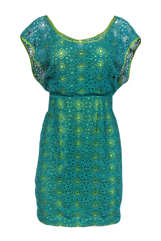 Strapless Women Dress with a Built - in Bra for Comfort and Support Strapless Women Dress with a Built - in Bra for Comfort and Support Tracy Reese - Seafoam Crochet Cocktail Dress Sz 6 Strapless Women Dress with a Built - in Bra for Comfort and Support Strapless Women Dress with a Built - in Bra for Comfort and Support Tracy Reese - Seafoam Crochet Cocktail Dress Sz 6