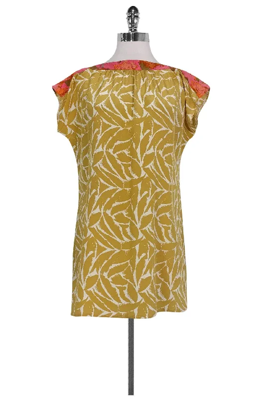 Plus Size Women Dress with a Flattering A - Line Cut for Comfort and Style Plus Size Women Dress with a Flattering A - Line Cut for Comfort and Style Tucker - Floral & Abstract Print Dress Sz M Plus Size Women Dress with a Flattering A - Line Cut for Comfort and Style Plus Size Women Dress with a Flattering A - Line Cut for Comfort and Style Tucker - Floral & Abstract Print Dress Sz M