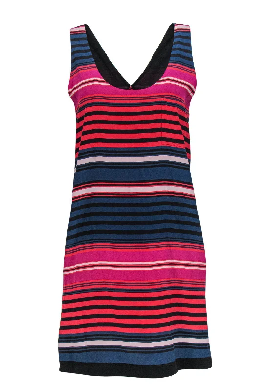 Empire Waist Women Dress to Accentuate the Bust and Conceal the Waist Empire Waist Women Dress to Accentuate the Bust and Conceal the Waist Vince - Red, Navy & Pink Striped Sleeveless Shift Dress Sz S Empire Waist Women Dress to Accentuate the Bust and Conceal the Waist Empire Waist Women Dress to Accentuate the Bust and Conceal the Waist Vince - Red, Navy & Pink Striped Sleeveless Shift Dress Sz S