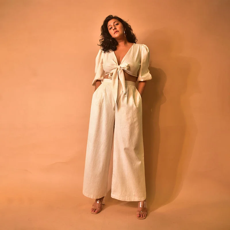 Shift Women Dress with a Simple and Classic Design for Everyday Wear Shift Women Dress with a Simple and Classic Design for Everyday Wear Tops For Women | Cotton Linen Top | Front Tie-Up | Off-White Shift Women Dress with a Simple and Classic Design for Everyday Wear Shift Women Dress with a Simple and Classic Design for Everyday Wear Tops For Women | Cotton Linen Top | Front Tie-Up | Off-White