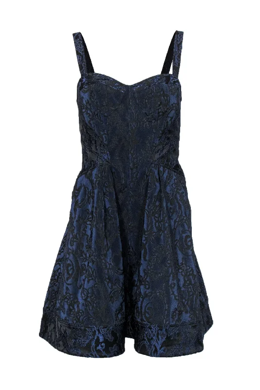 Strapless Women Dress with a Built - in Bra for Comfort and Support Strapless Women Dress with a Built - in Bra for Comfort and Support Zac Posen - Navy & Black Floral Brocade Fit & Flare Dress Sz 4 Strapless Women Dress with a Built - in Bra for Comfort and Support Strapless Women Dress with a Built - in Bra for Comfort and Support Zac Posen - Navy & Black Floral Brocade Fit & Flare Dress Sz 4