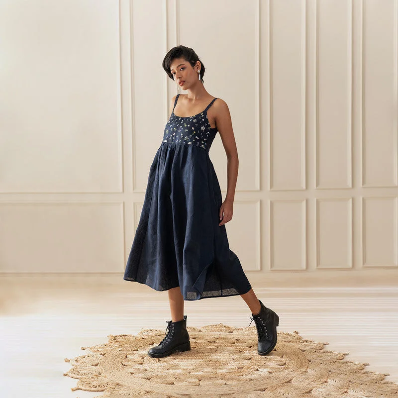 Empire Waist Women Dress to Accentuate the Bust and Conceal the Waist Empire Waist Women Dress to Accentuate the Bust and Conceal the Waist Dress for Women | Linen Dress | Hand Embroidery | Black