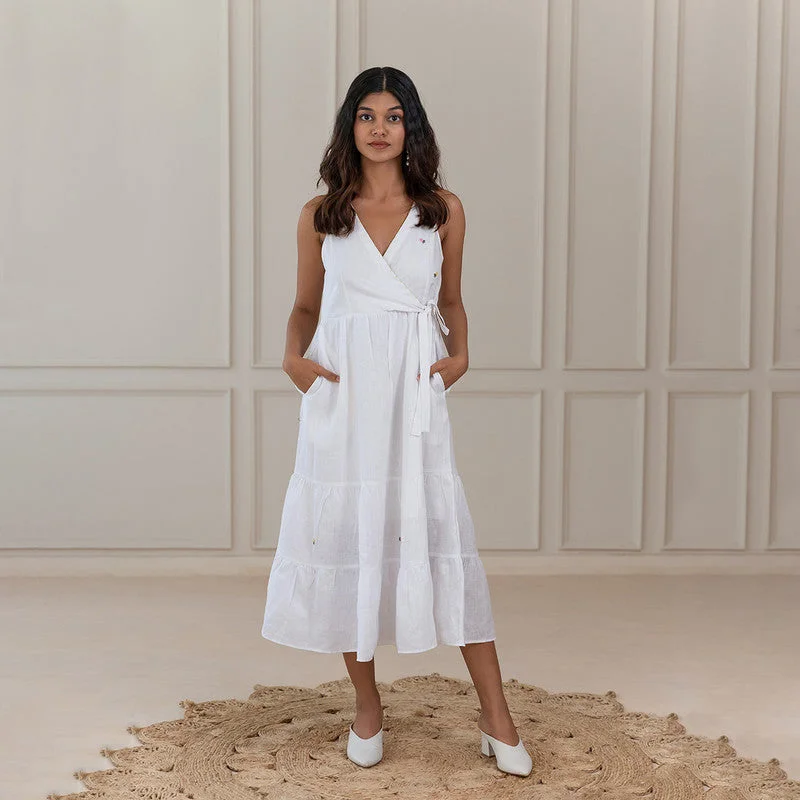 Ruffled Women Dress with Multiple Layers for a Playful and Girly Style Ruffled Women Dress with Multiple Layers for a Playful and Girly Style Linen Dress | Hand Embroidery | White Ruffled Women Dress with Multiple Layers for a Playful and Girly Style Ruffled Women Dress with Multiple Layers for a Playful and Girly Style Linen Dress | Hand Embroidery | White
