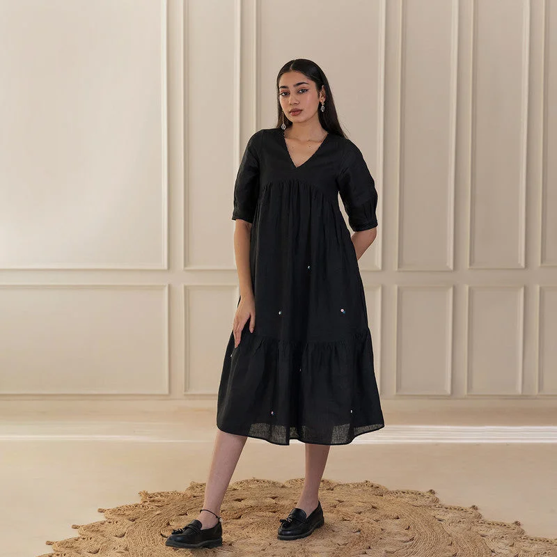 Backless Women Dress for a Sexy and Alluring Look at Evening Events Backless Women Dress for a Sexy and Alluring Look at Evening Events Linen Flared Dress | Hand Embroidery | Black